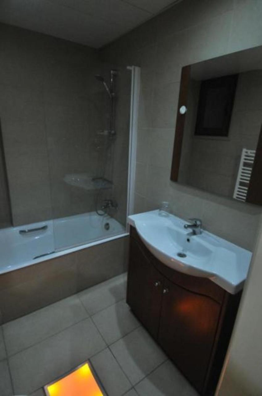 Ithaki Phinikoudes Apartment No. 102 Ларнака Екстериор снимка